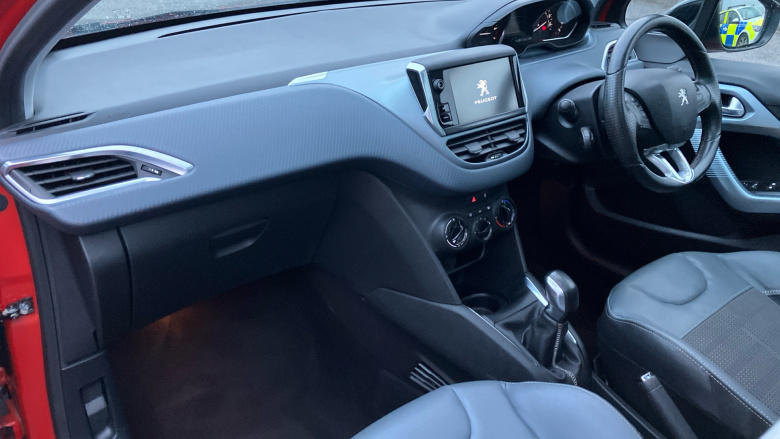 Peugeot 208 1.2 PureTech 82 Allure 5dr Petrol Hatchback